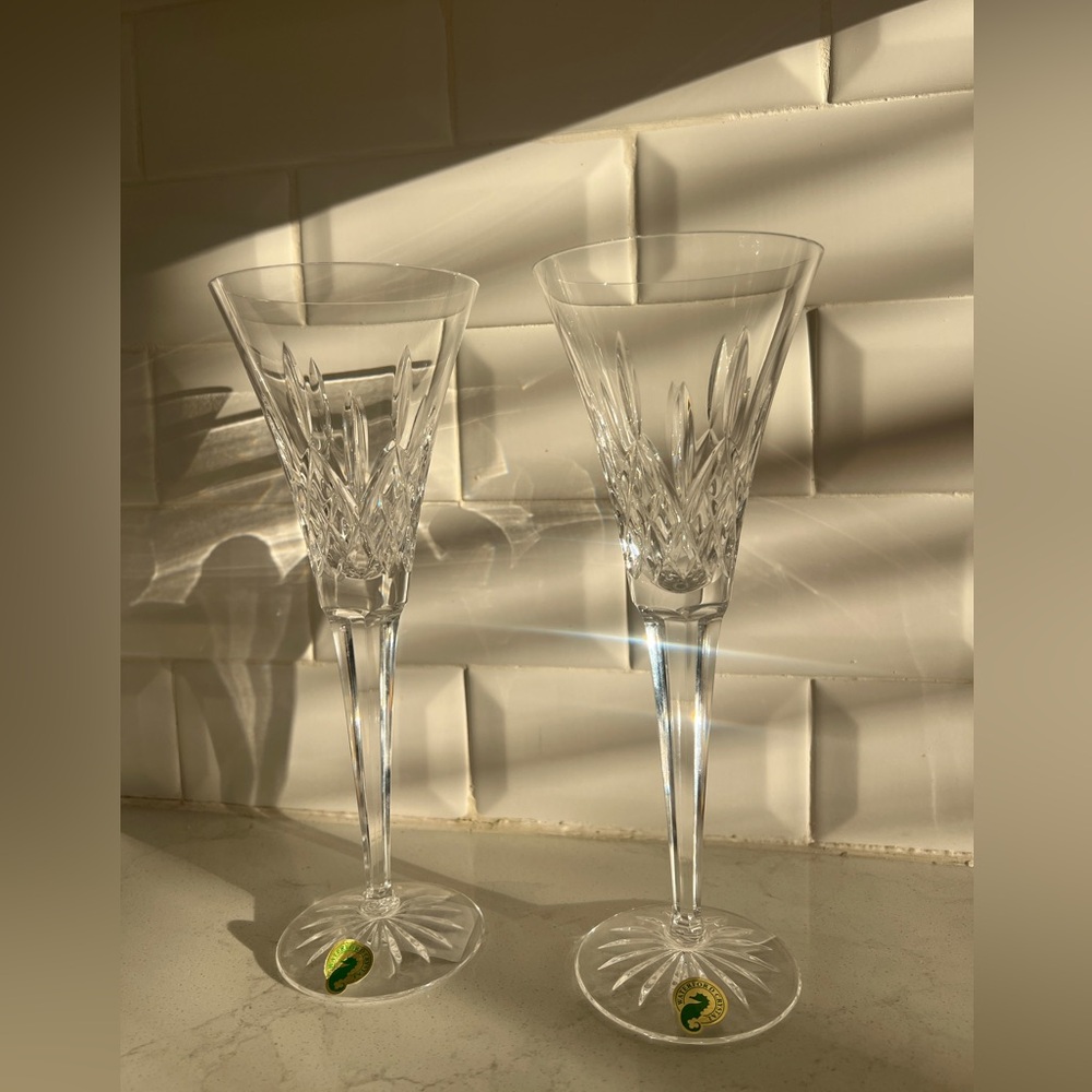 New in box Waterford Crystal Set of Lismore Toasting Flutes